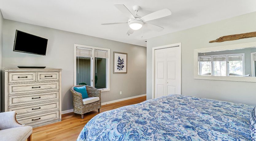 Photo of Easy Island Living