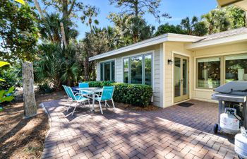 Island Charm Eden Holiday Home