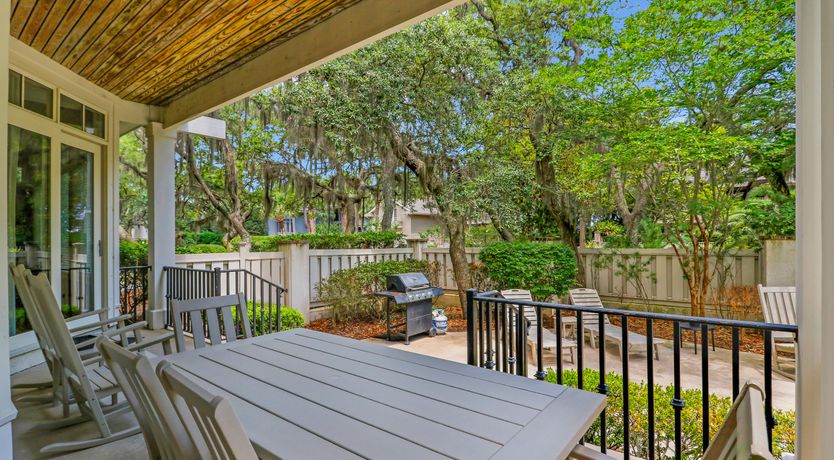 Photo of Palms & Porches