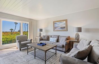As Palms Sway Holiday Home
