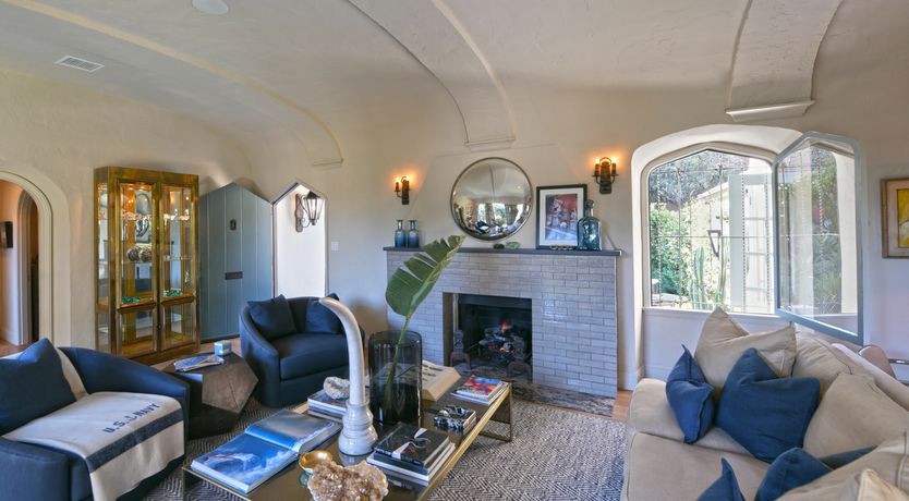 Photo of Hilltop Hues