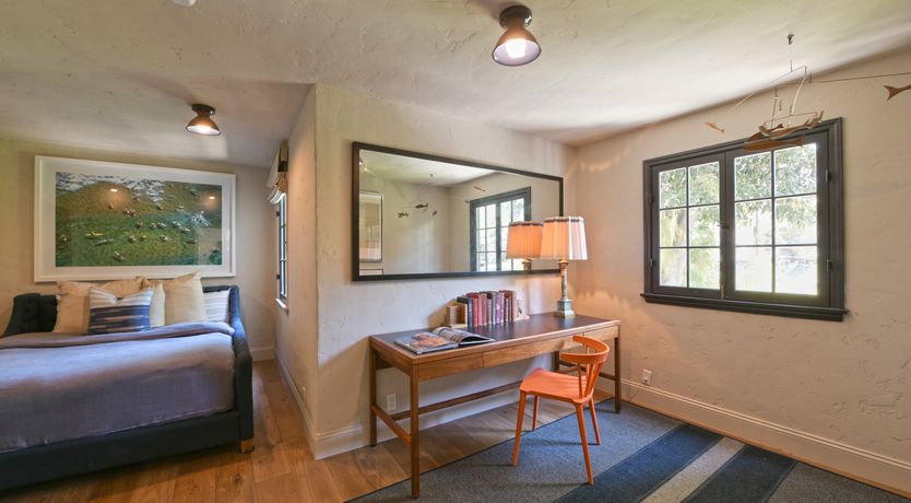 Photo of Hilltop Hues