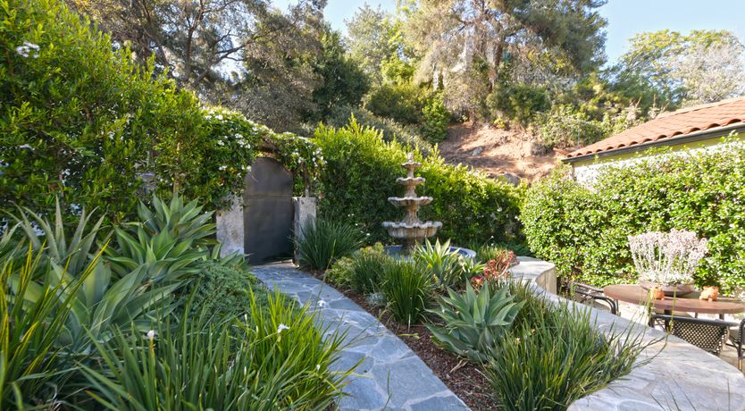 Photo of Hilltop Hues