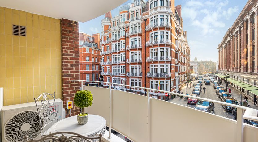 Photo of Knightsbridge View