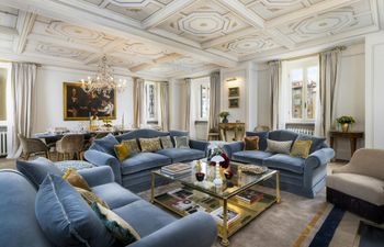 The Coffered Ceiling Holiday Home