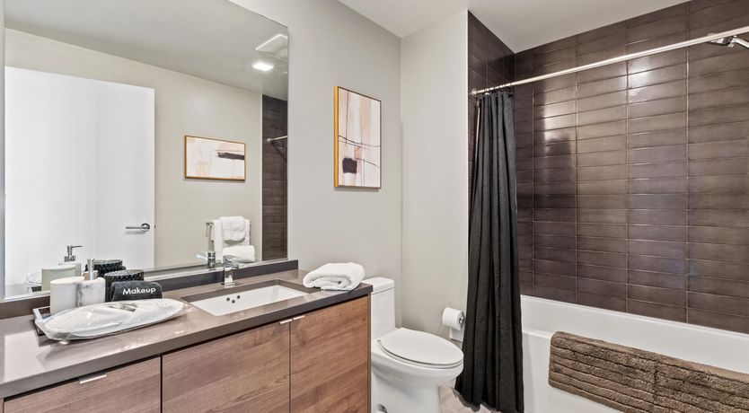 Photo of Pacific Vantage