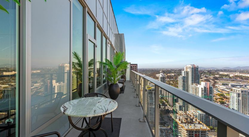 Photo of Pacific Vantage