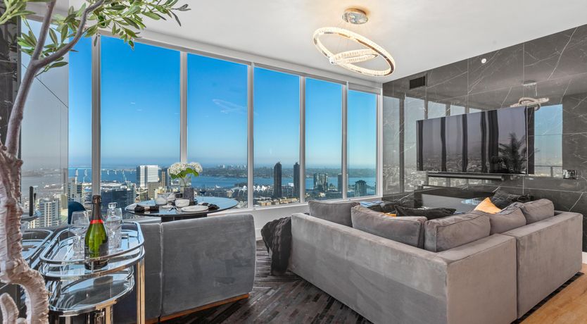 Photo of Pacific Vantage