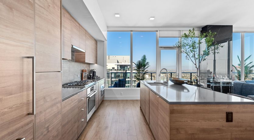 Photo of Pacific Vantage