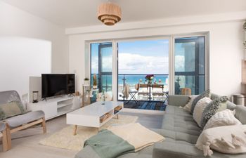 Sapphire Ripples Holiday Home