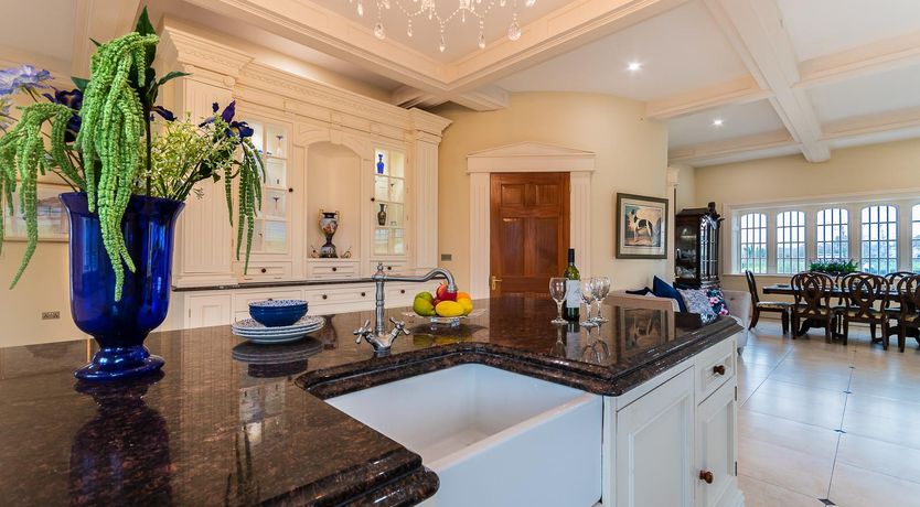 Photo of Luxury Adare Residence