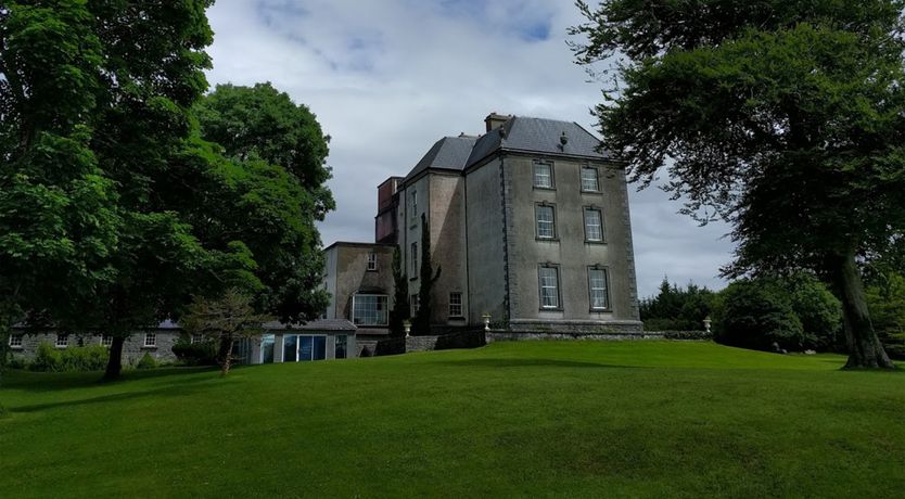 Photo of Ross Castle