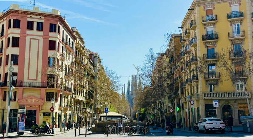 Photo of Sagrada Style