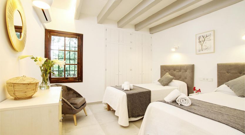 Photo of Cocktails & Calm