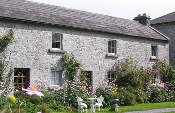 Catherine's Cottage at Ross Castle Holiday Home