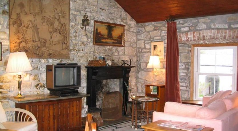 Photo of St.George Courtyard Cottage at Ross Castle
