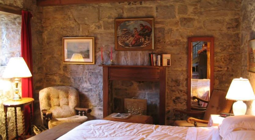 Photo of St.George Courtyard Cottage at Ross Castle