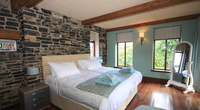 Photo of Luxury Lake View