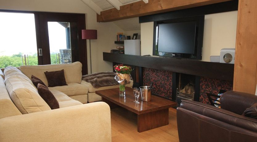 Photo of Luxury Lake View