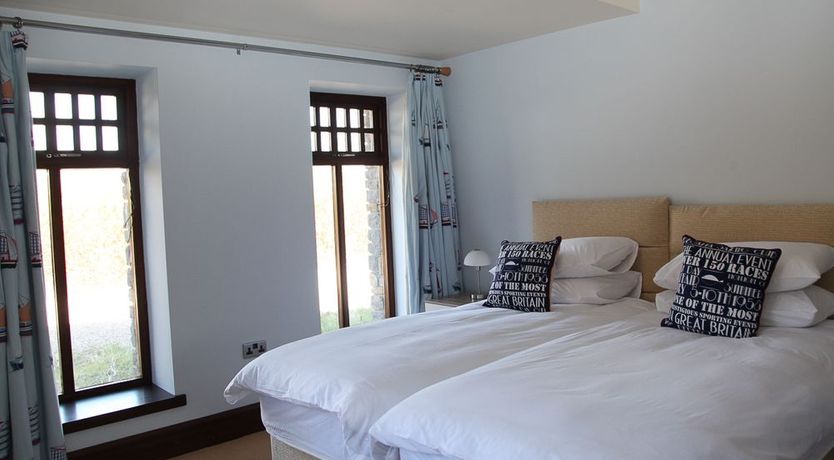 Photo of Luxury Lake View