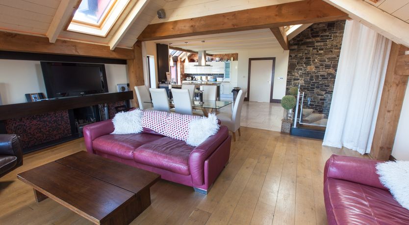 Photo of Luxury Lake View