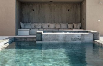 The Royal Palace Holiday Home