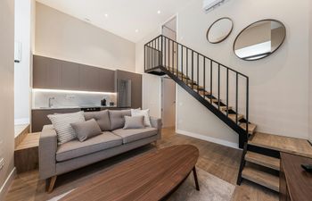 Centro Essence Holiday Home