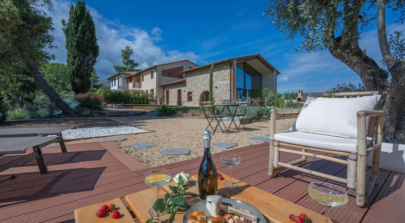 Photo of Tuscan Love