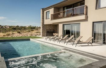 Take Me Out to The Ball Holiday Home