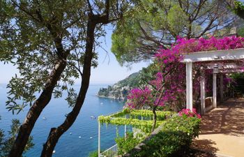Tower of Dreams Holiday Home
