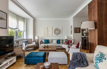 Barrio Brilliance Holiday Home