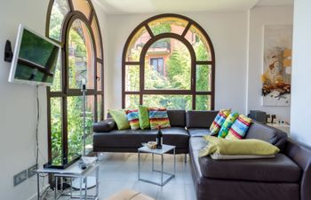Lake Como Idyll Holiday Home