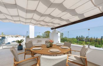 Ocean of Sunshine Holiday Home
