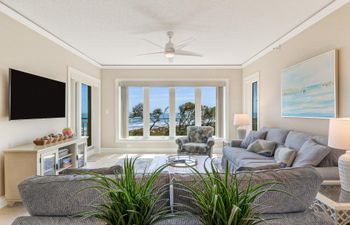 Atlantic Aura Holiday Home