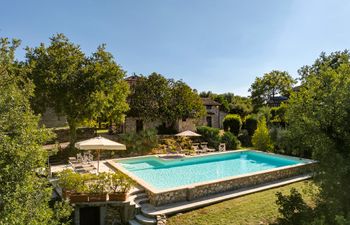 Woodland Borgo Holiday Home