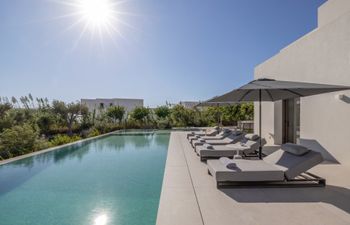 Paros Hideaway Holiday Home