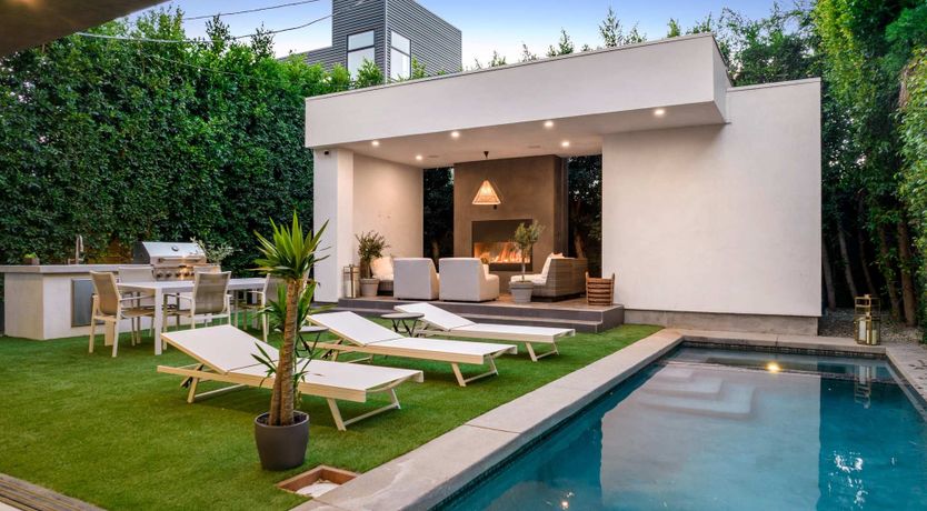 Photo of Rooftop Sunset