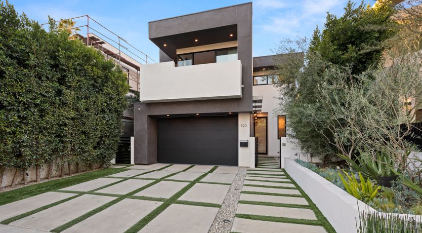 Photo of Rooftop Sunset