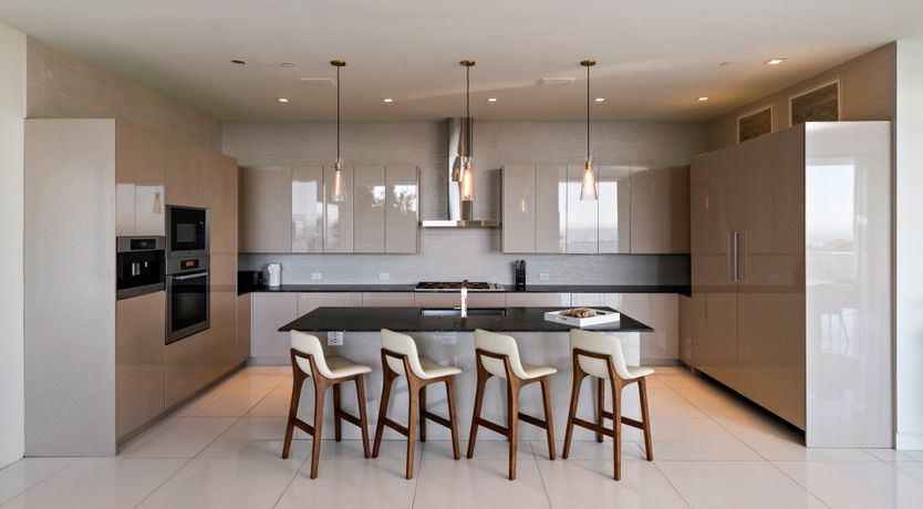 Photo of Front Row Mulholland