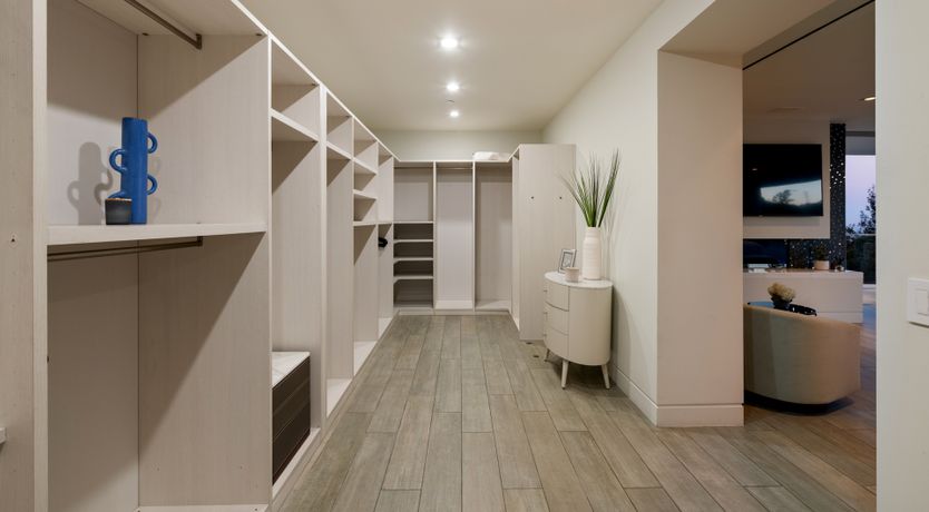 Photo of Front Row Mulholland