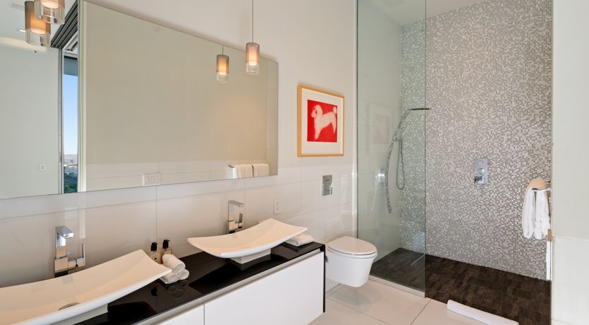 Photo of Front Row Mulholland