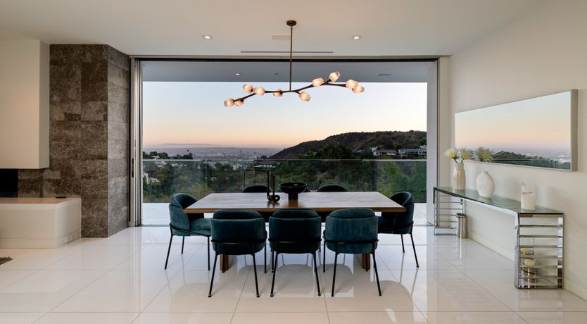 Photo of Front Row Mulholland