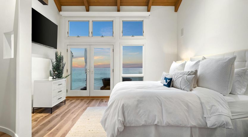 Photo of Ocean of Light