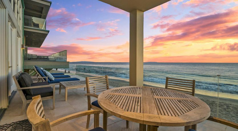 Photo of Ocean of Light