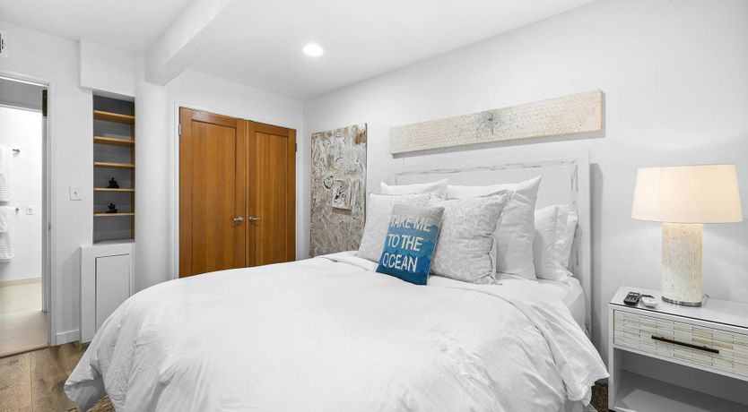 Photo of Ocean of Light