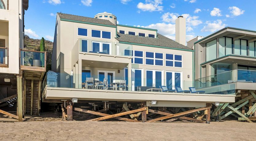 Photo of Ocean of Light