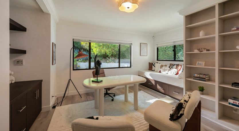 Photo of Beverly Modern