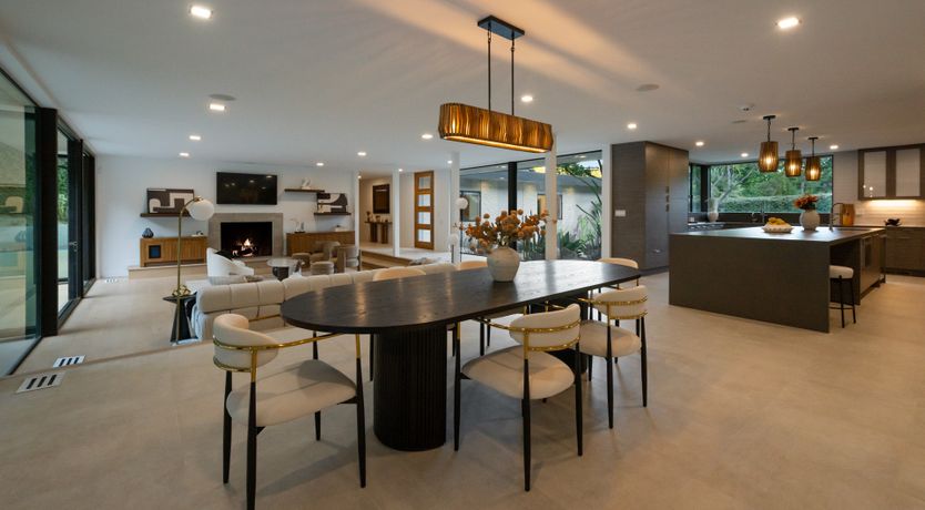 Photo of Beverly Modern