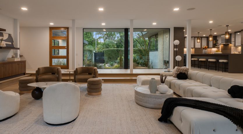 Photo of Beverly Modern