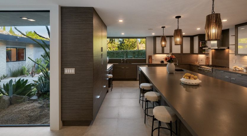 Photo of Beverly Modern